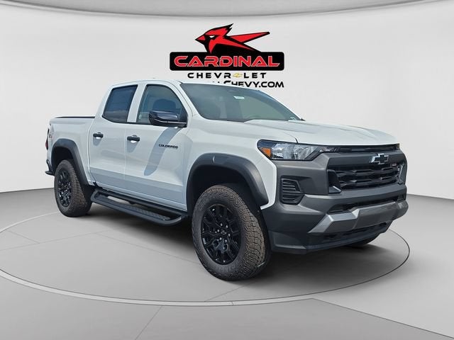 2026 Chevrolet Colorado Trail Boss in Summit White — front three-quarter view
