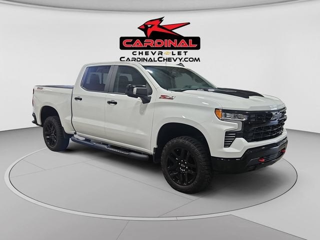 2026 Chevrolet Silverado 1500 LT Trail Boss in Summit White — front three-quarter view